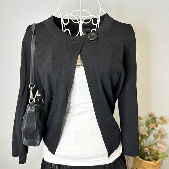 Gorgeous vintage y2k black fitted button-up cardigan with insane bell sleeves - Picture 3 of 6